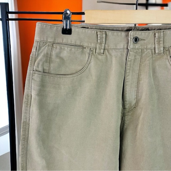 Tommy Bahama Men’s Pants Size 35 Soft Lyocell Cotton Blend - Picture 2 of 11